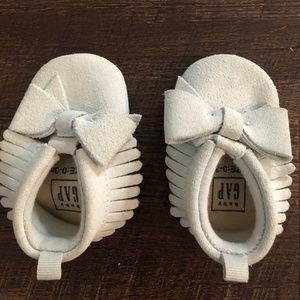Grey Baby Gap Moccasins Size 0